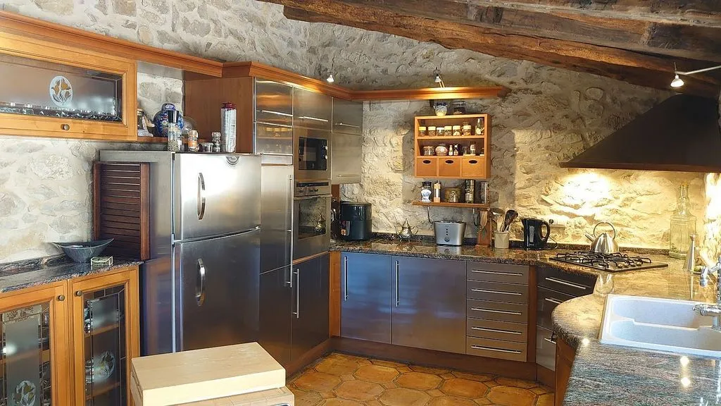 Köök - Rustic Chalet with Pool in Relleu