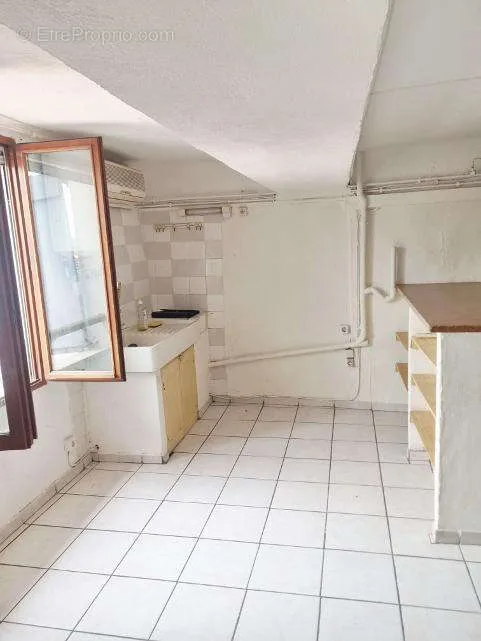 Köök - 2-Bedroom Flat with View in Draguignan Centre