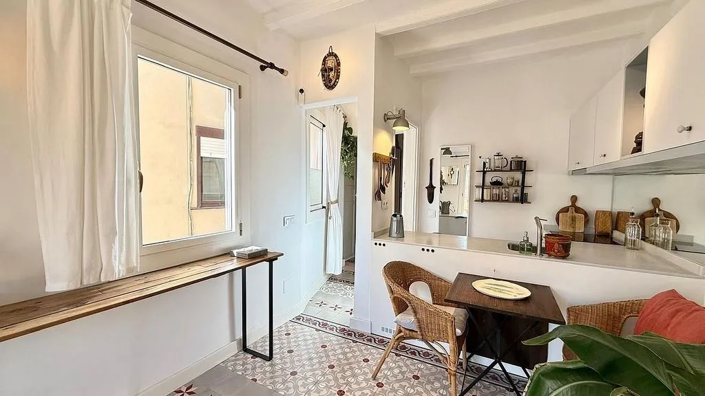 Cuisine - 1-Bedroom Flat with Balcony in Sant Antoni