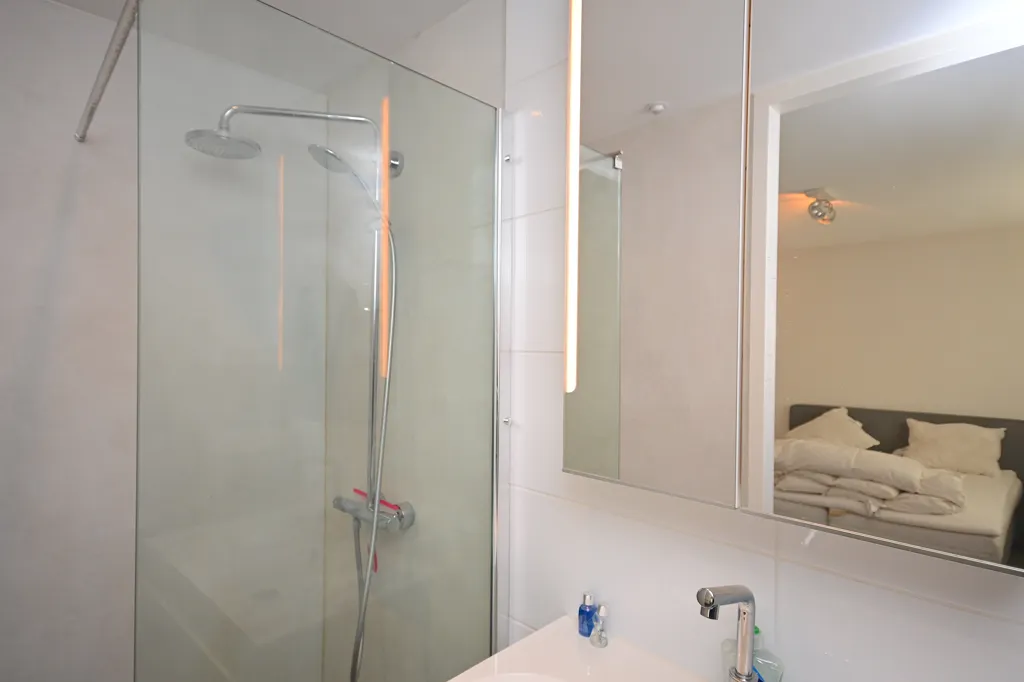Furnished Two-Bedroom Flat with Balcony in Groningen