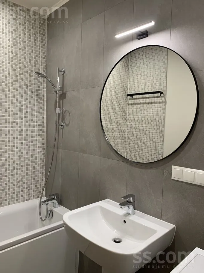 Salles de bain - Modern Flat with Terrace in Saliena, Riga