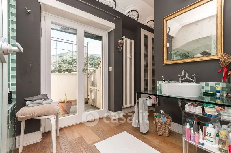 Vannitoad - Penthouse with Panoramic Terraces in Genoa