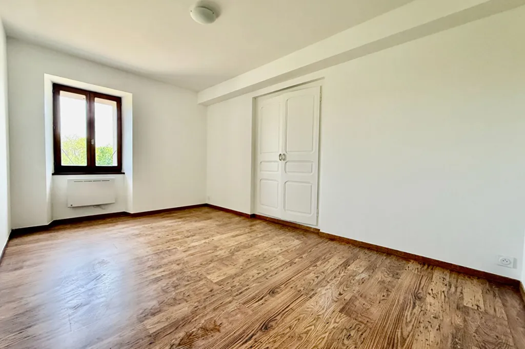 Appartement 4 pièces à Bloye