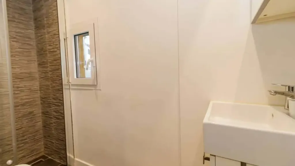 Salles de bain - Modern Studio in Central Milan