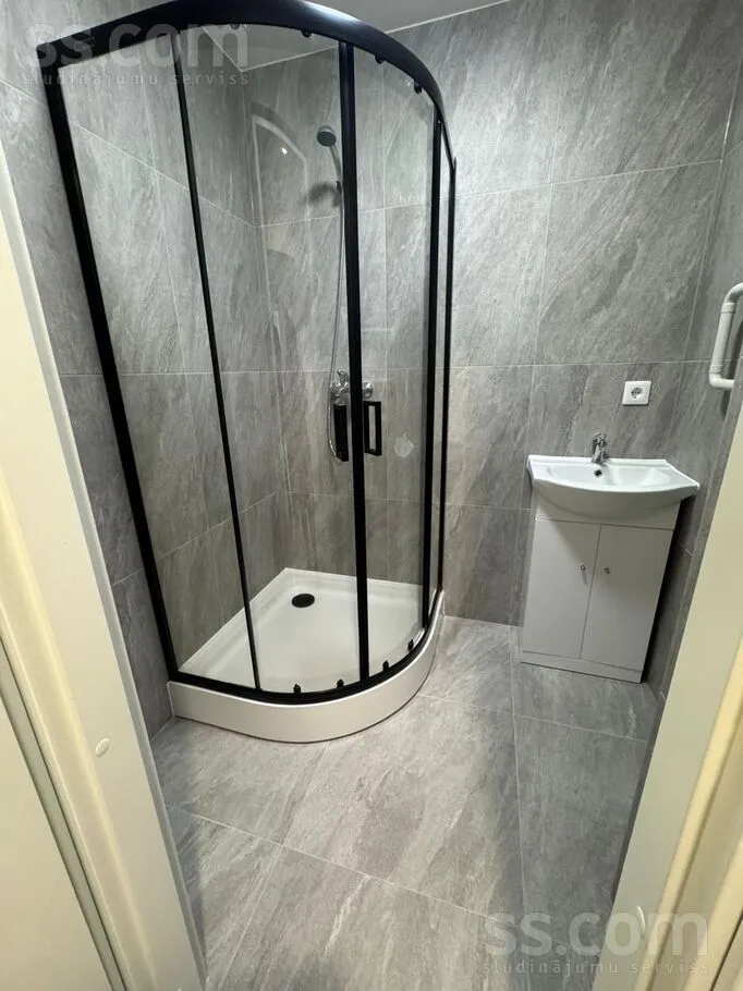Salles de bain - Capital Remodelled 2-Bedroom Flat in Liepāja