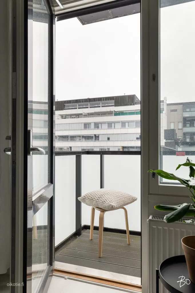 Balcon - Compact Flat with Balcony in Lahti Centre