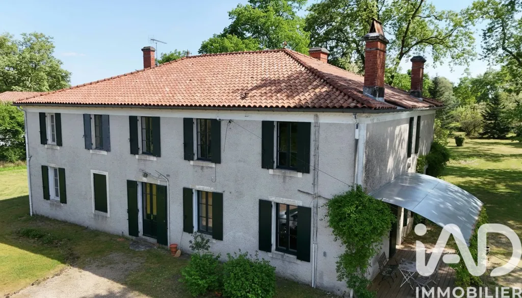 Õhuvaade - Character House with Pool in Pissos