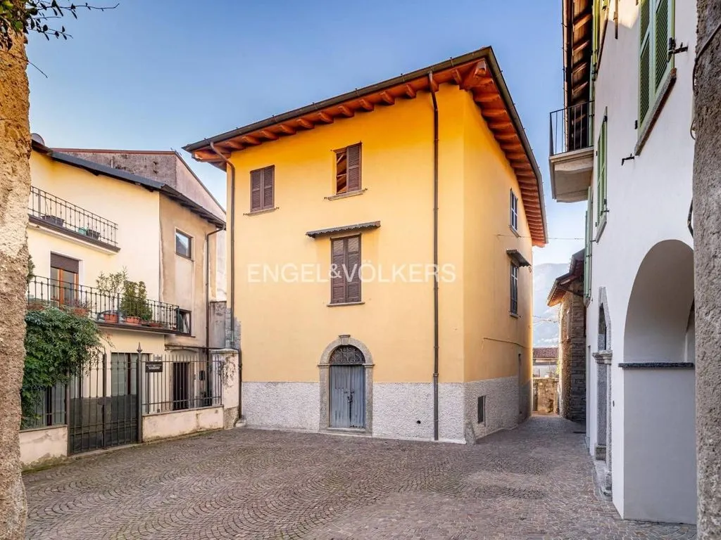 Välivaade - Luxury Villa with Pool in Torno, Lombardy