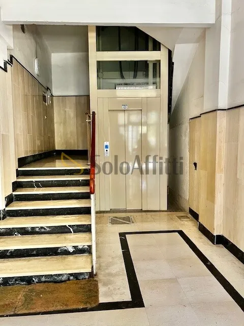 Esik - Fully Furnished Flat with Balcony in Bari