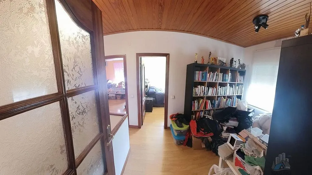hallway_entrance