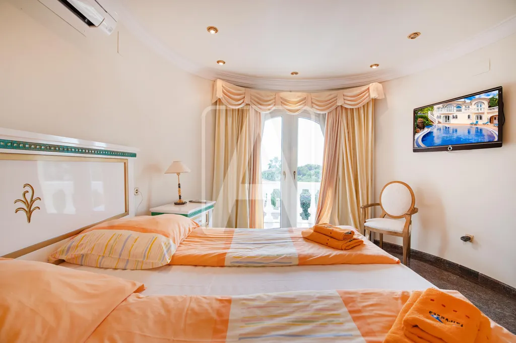 Chambres - Luxury Villa with Sea Views in Benissa