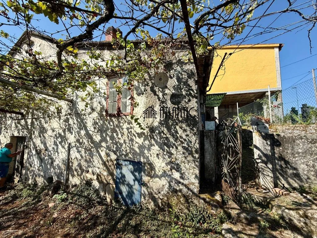 Välivaade - Development Land with Hórreo in Vigo