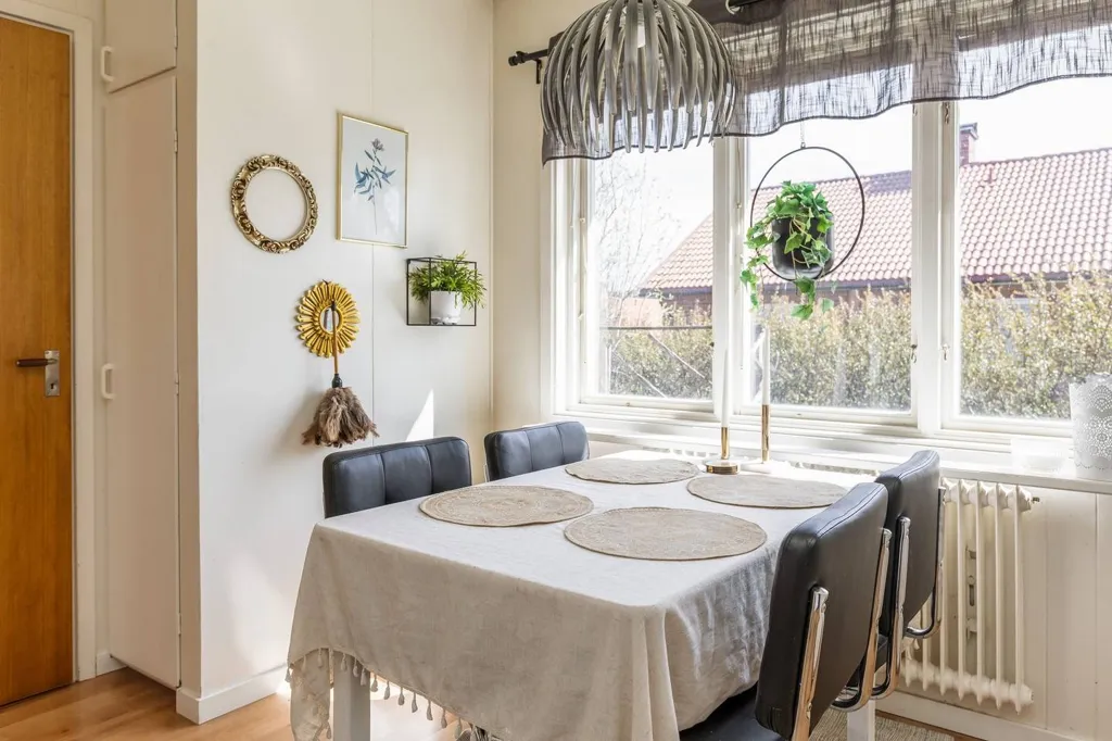 Söögituba - Charming Villa with Garden in Knutsbovägen