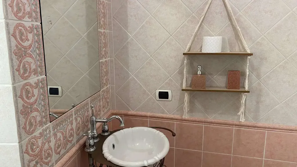 Vannitoad - Rented Triplex with Terrace in Spoleto