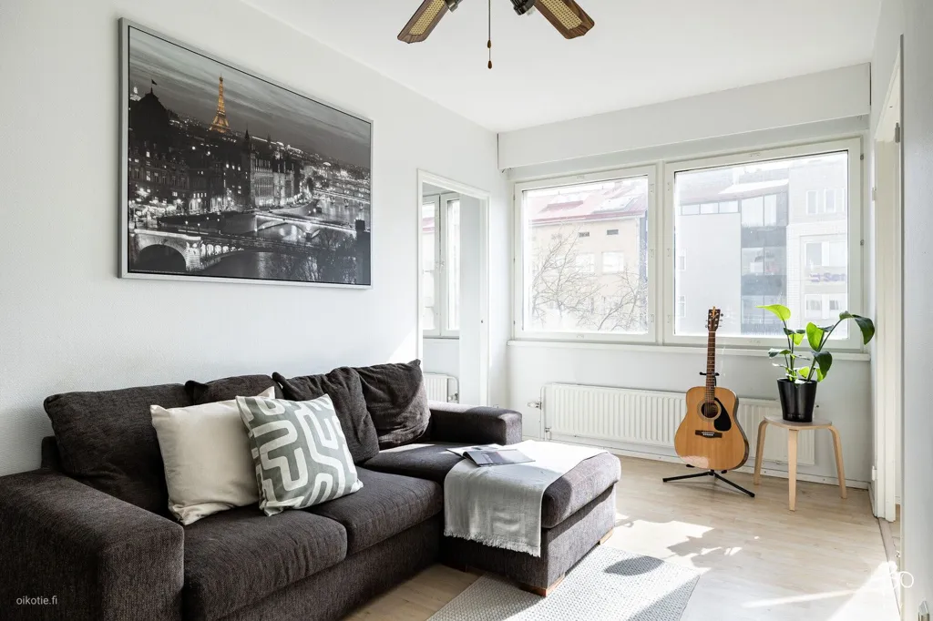 Séjour - Apartment with Glazed Balcony in Lahti Centre