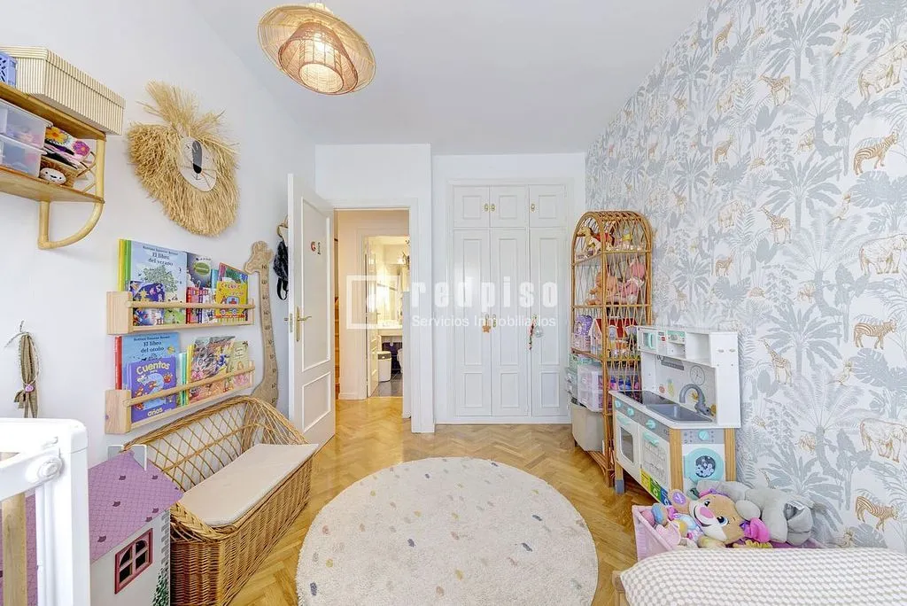 Bedrooms - Duplex with Pool and Terrace in Boadilla del Monte