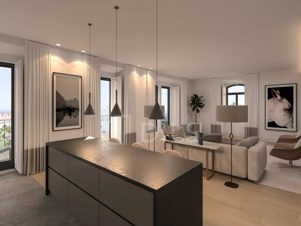 Penthouse with Terrace in Monte Estoril