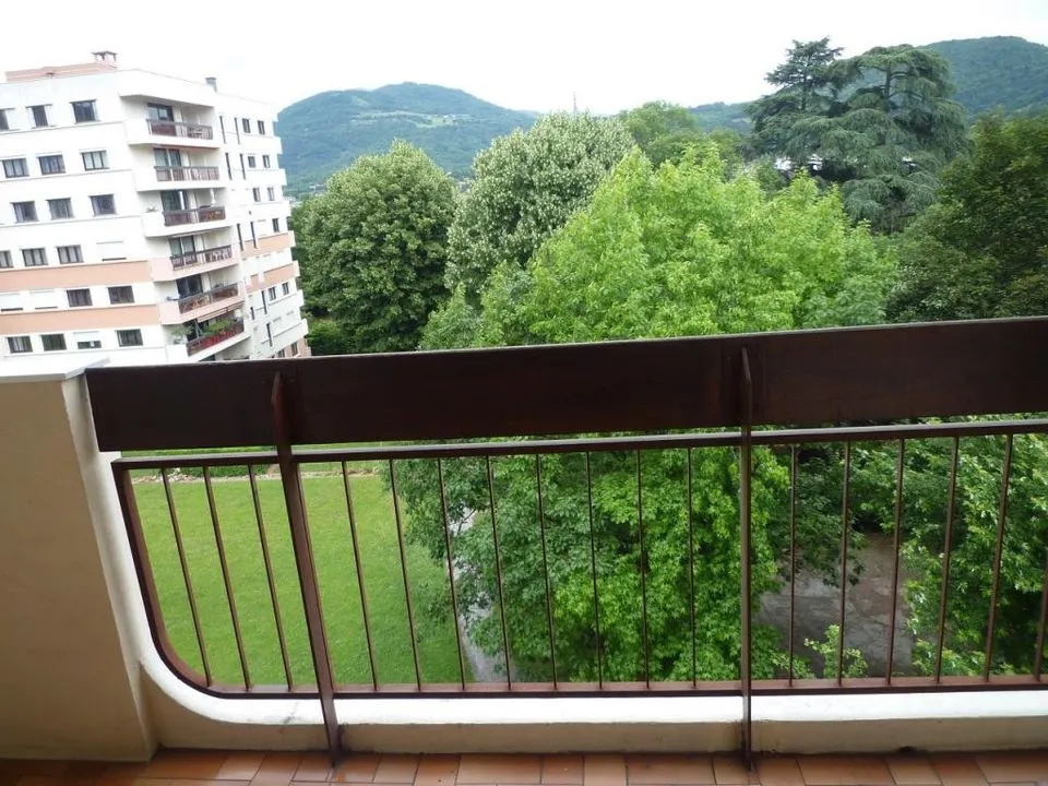 Appartement 3 pièces à Echirolles