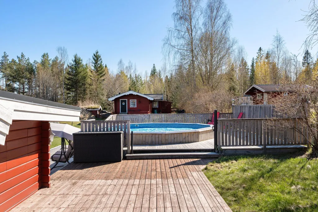 pool_area