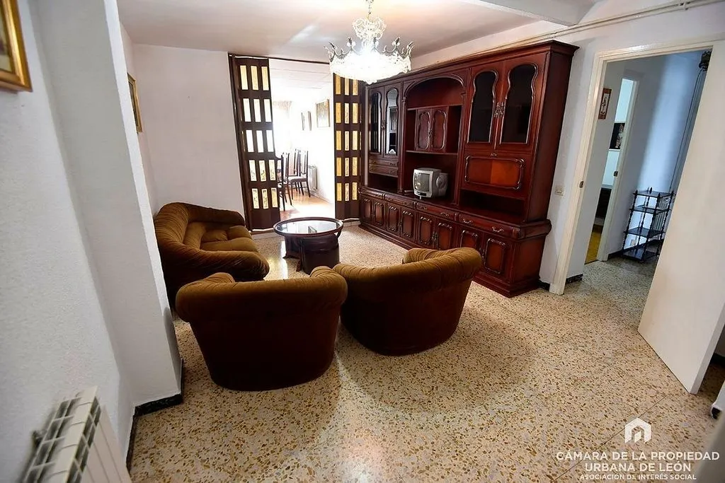 Elutuba - Bright Apartment with Balcony in El Ejido