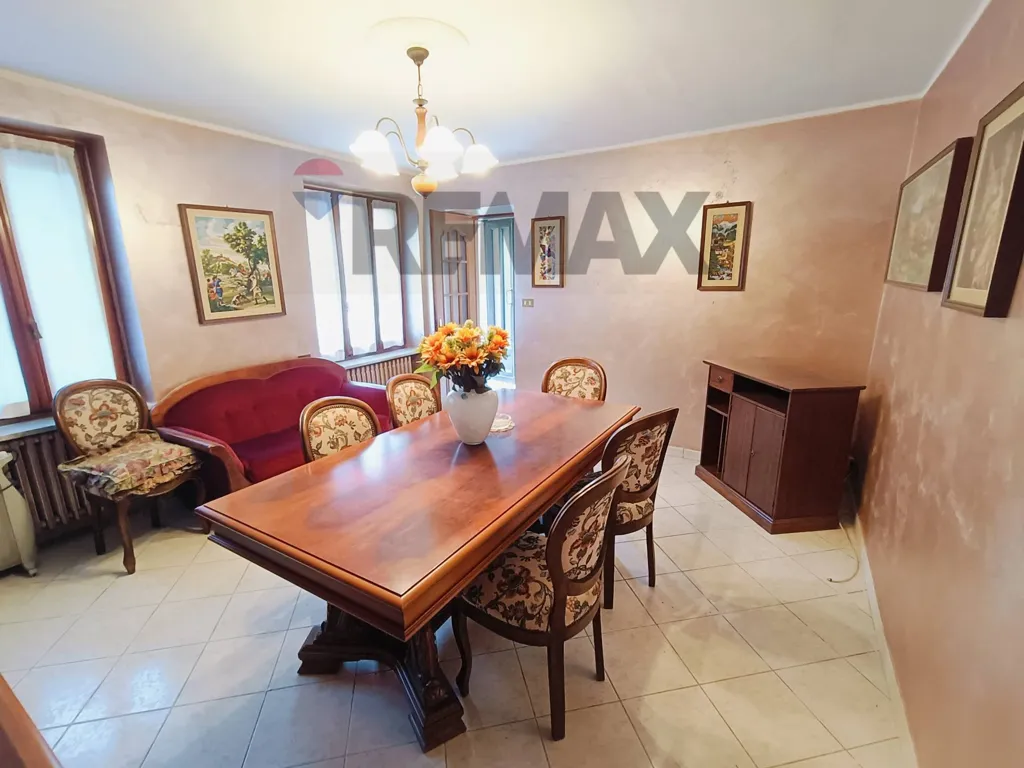 Söögituba - Semi-detached House with Garden in Virle Piemonte