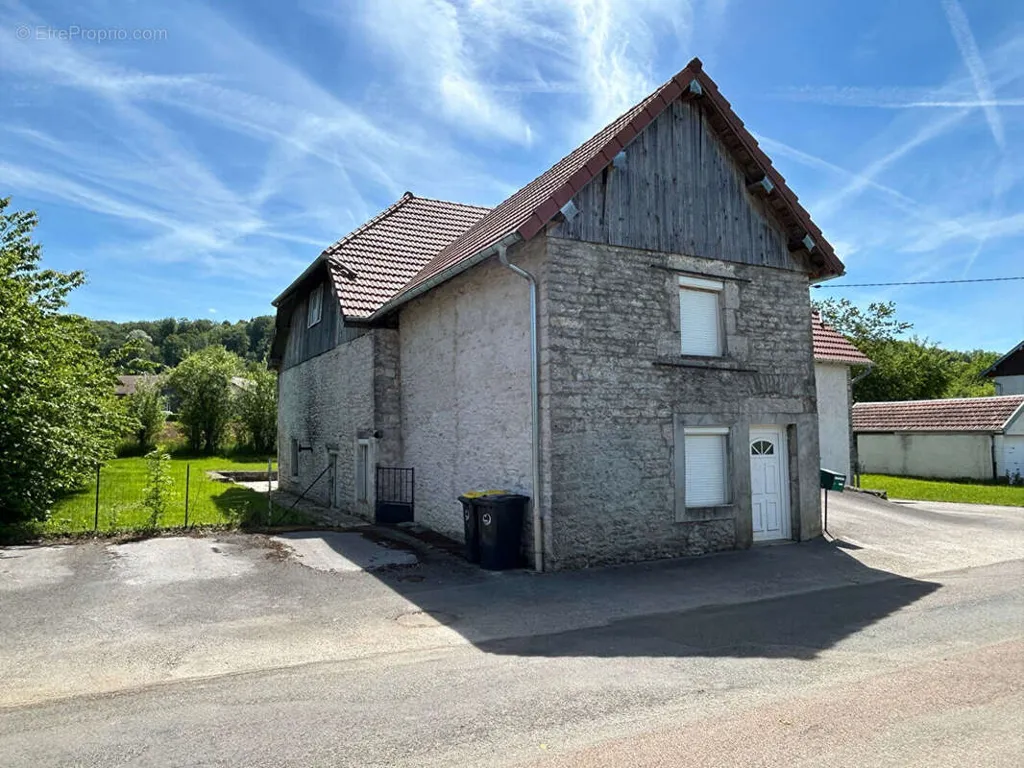 Maison 5 pièces à Chaux-Les-Passavant