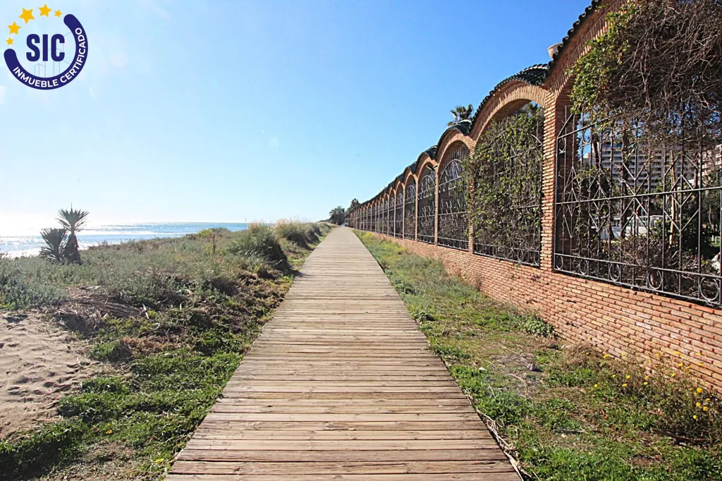 Välivaade - Beachfront Apartment with Sea View in Marina D'Or