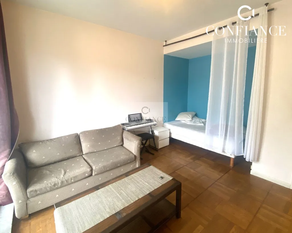 Magamistoad - Meubled Studio with Balcony in Nice Centre