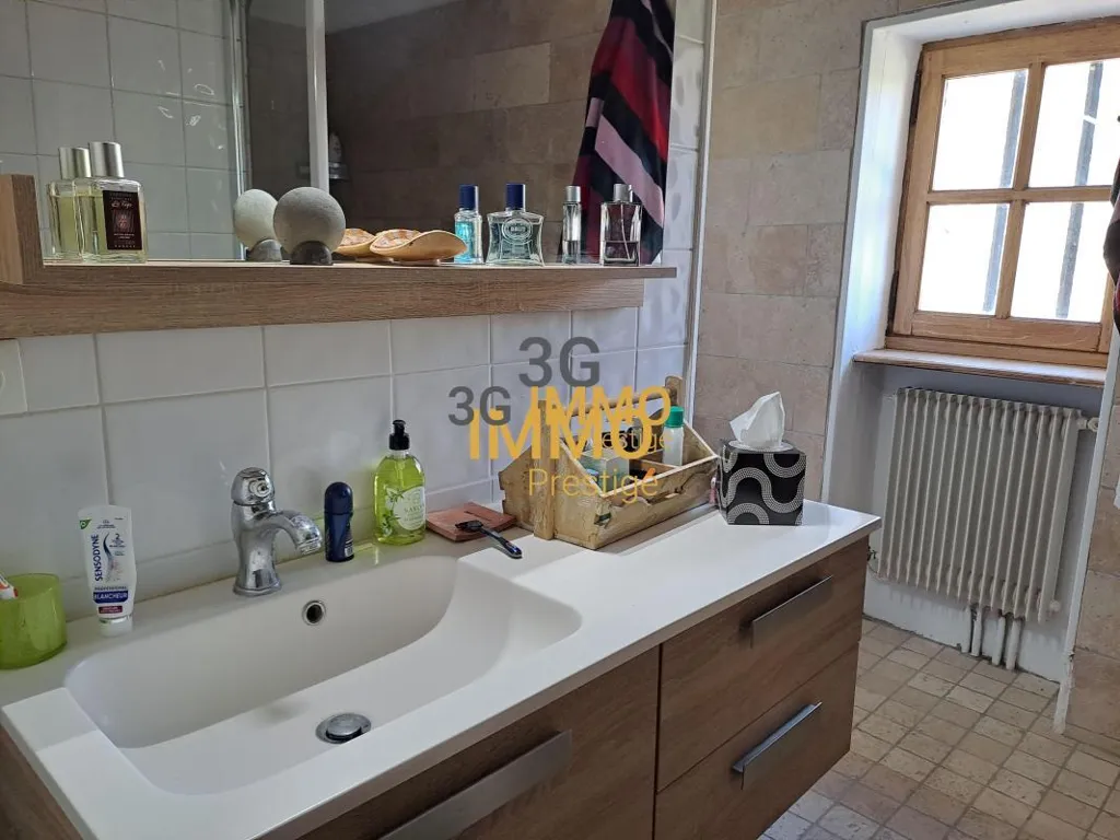 Salles de bain - Mas en Pierre avec Piscine près d'Alès