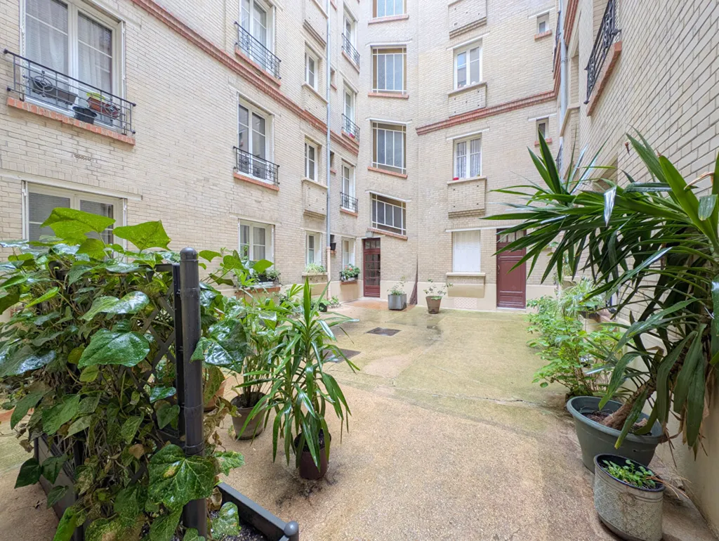 Jardin - Appartement 2 Pièces en RDC à Bécon