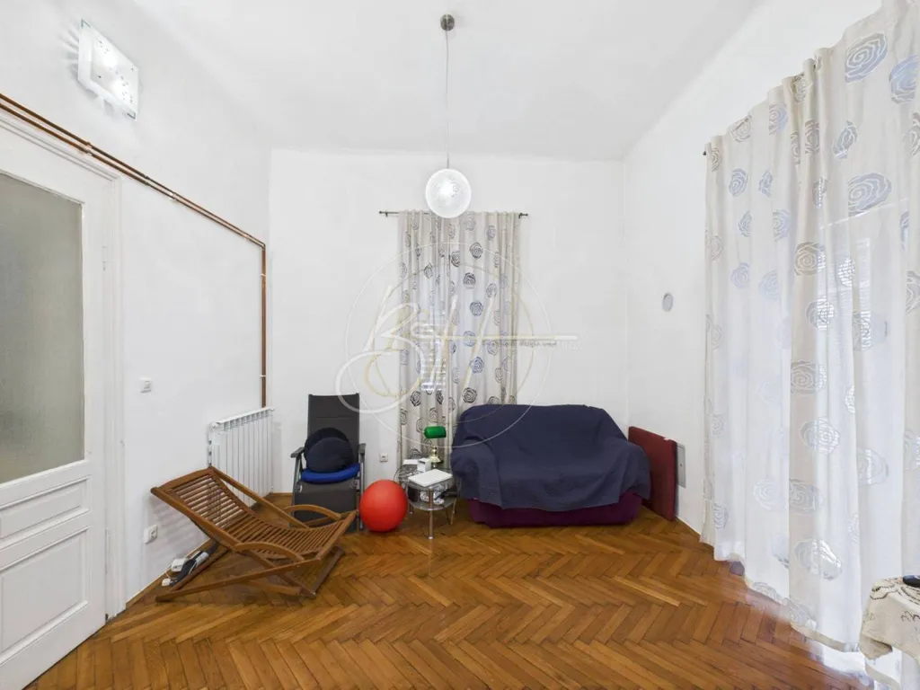 Elutuba - Apartment with Balcony in Pula Centre