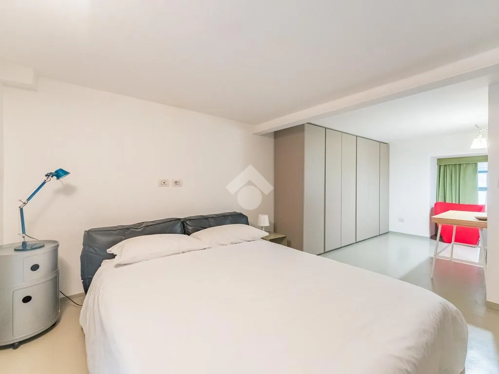 Chambres - Charm Loft with Streetfront Windows in Milan
