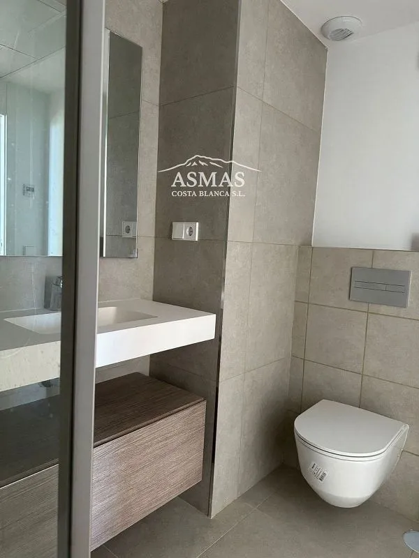 Vannitoad - Seafront Apartment with Pool in Villajoyosa