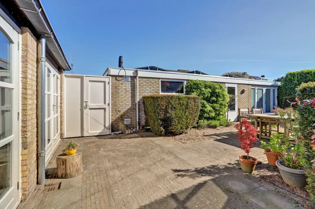 Jardin - Two-Storey House with Garden in Dongen