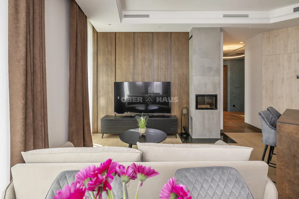Séjour - 3-Bedroom Apartment with Park View in Vilnius