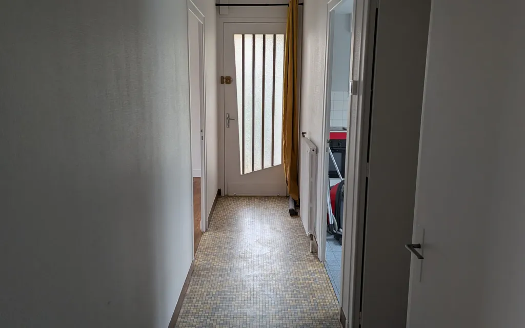 Entrée - Appartement T2 avec Jardin à Poitiers