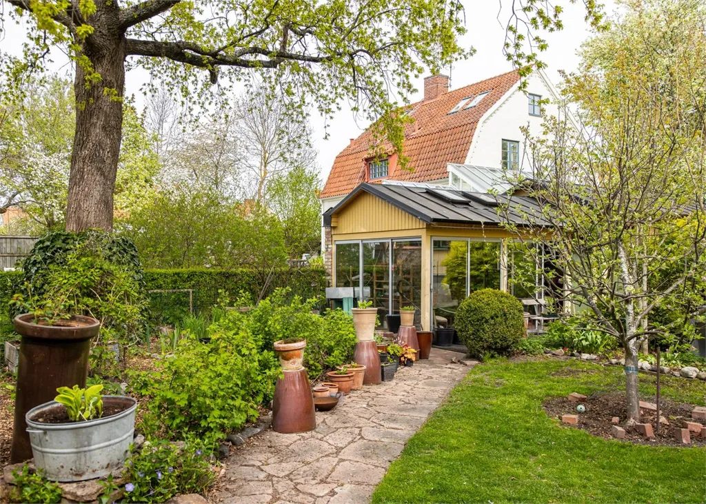 Giardino - Villa with 5 Bedrooms in Lund