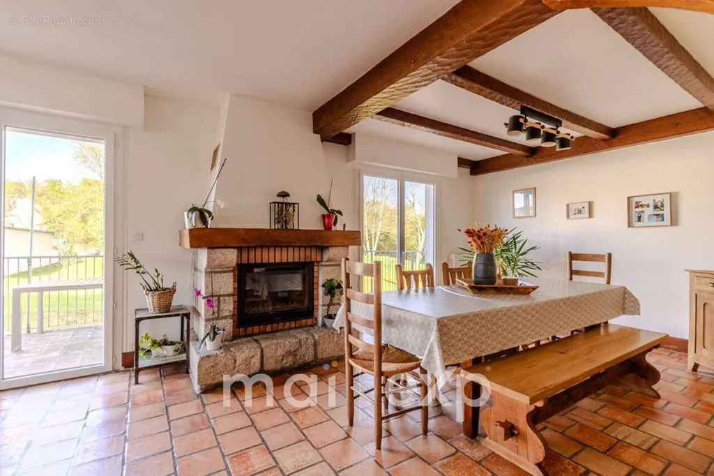 Maison 6 pièces à Merlevenez