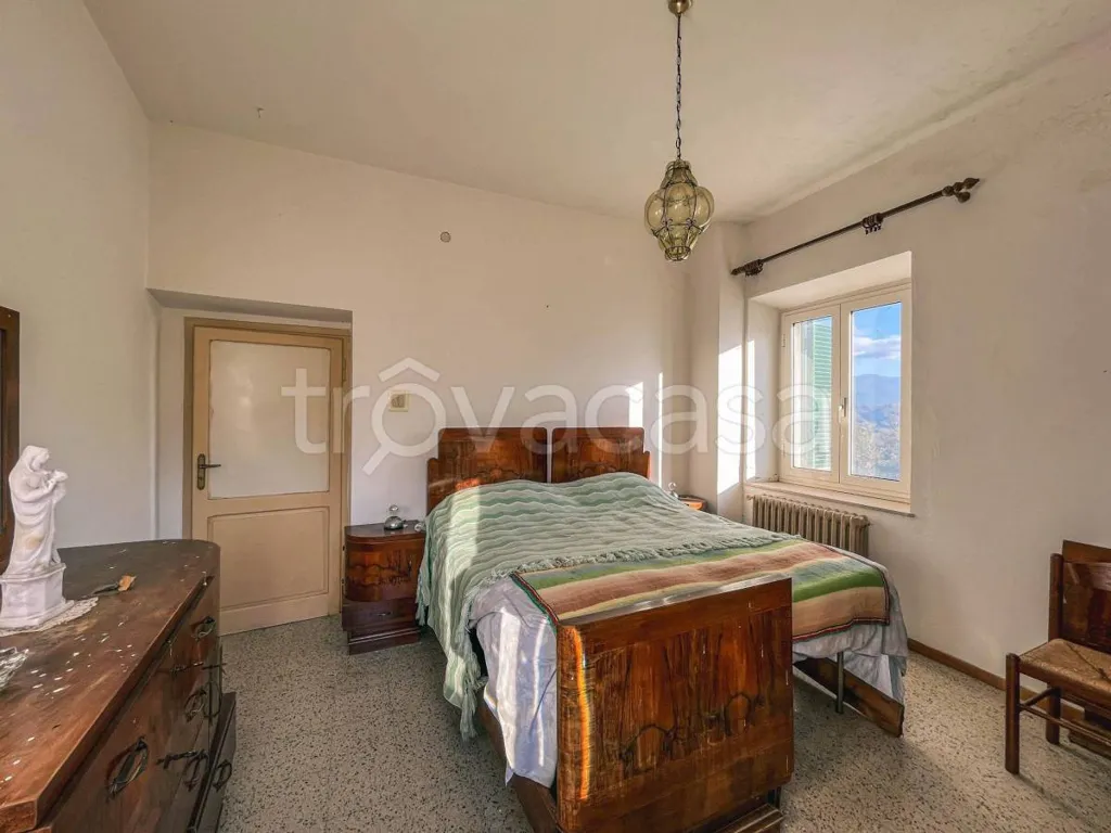 Chambres - Rustic Villa to Renovate with Panoramic Terrace in Configni