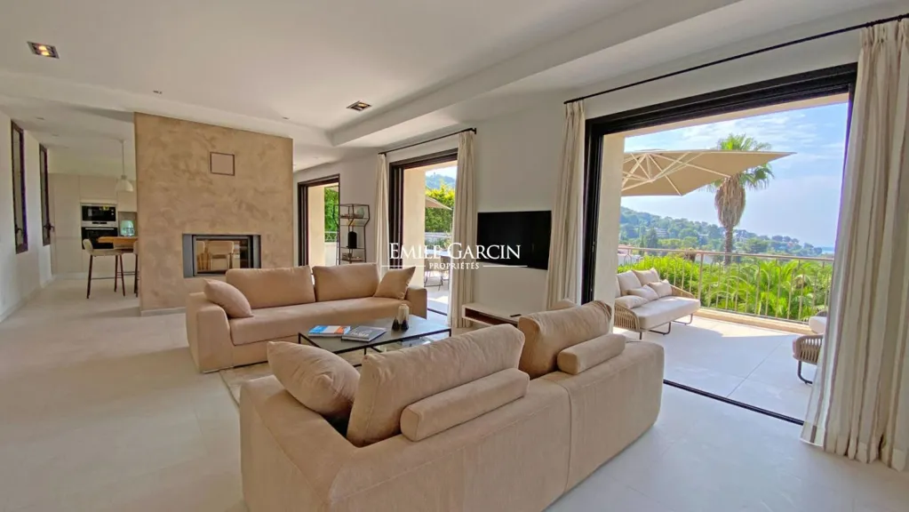 Séjour - Maison Contemporaine avec Vue Mer à Cannes