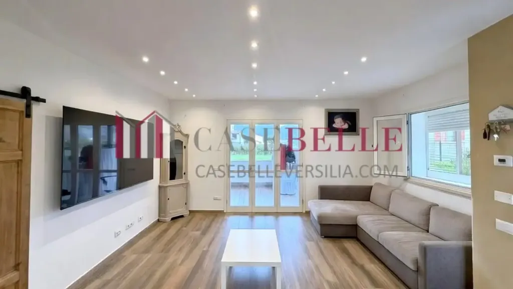 Elutuba - Bifamiliar Villa with Garden in Massarosa