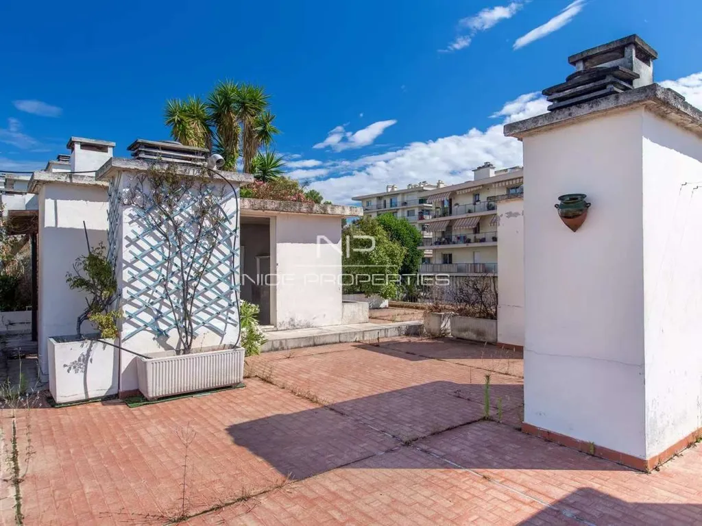 Terrass - Penthouse with 380m² Terrace in Nice Cimiez