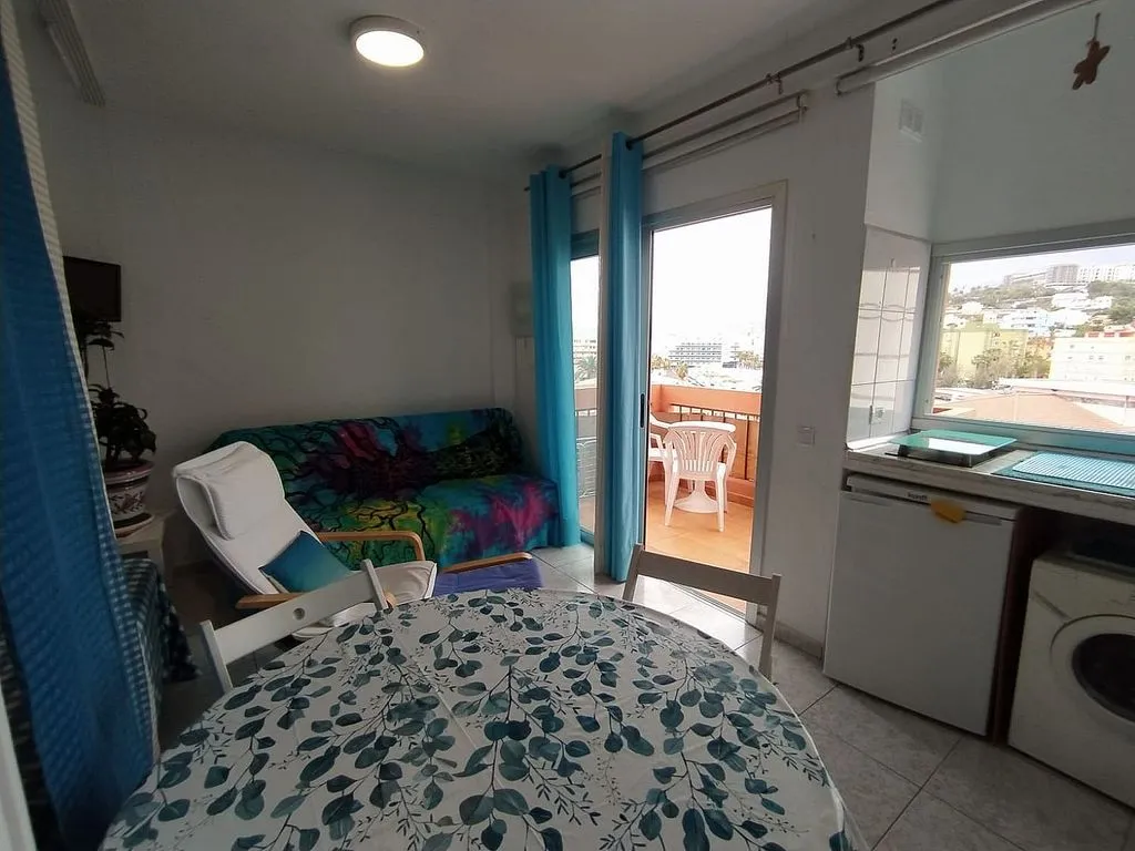 Köök - Studio with Pool on Melchor Luz Avenue