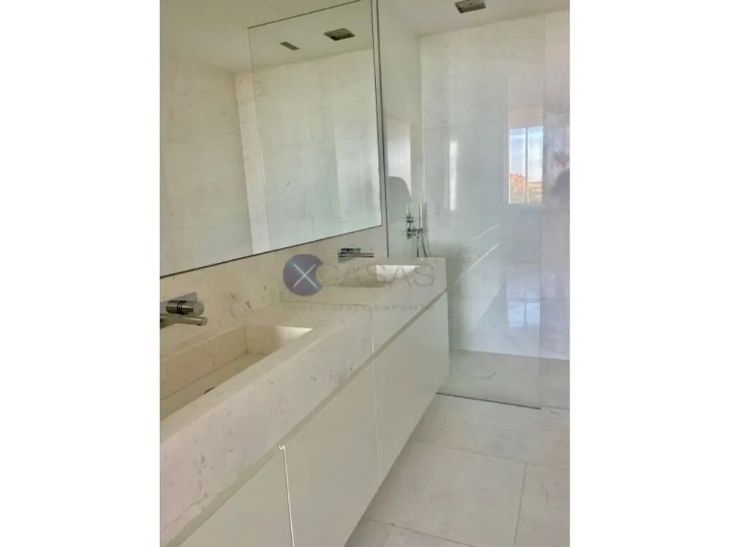 Salles de bain - Luxury Duplex Flat with Rooftop in Cascais