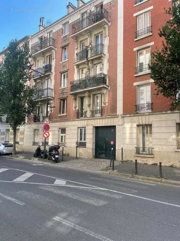 Extérieur - Studio Ancien avec Charme au RER D Saint-Denis