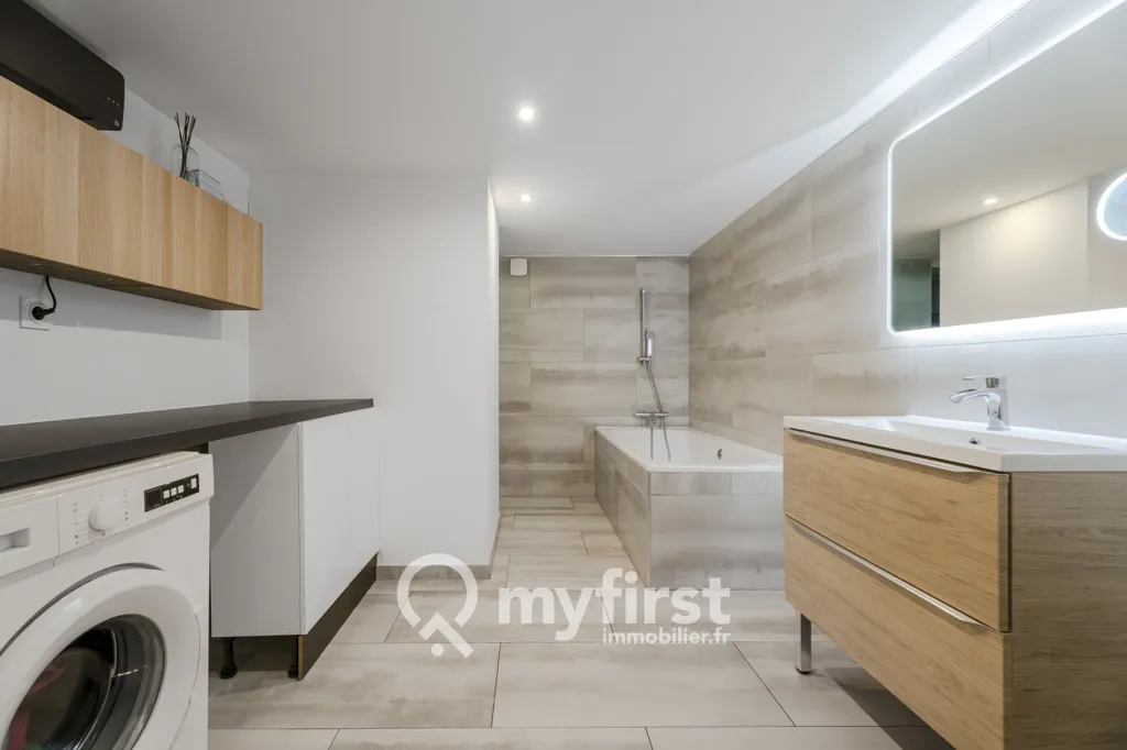 Bagni - Characterful Loft with Open Plan in Toulon