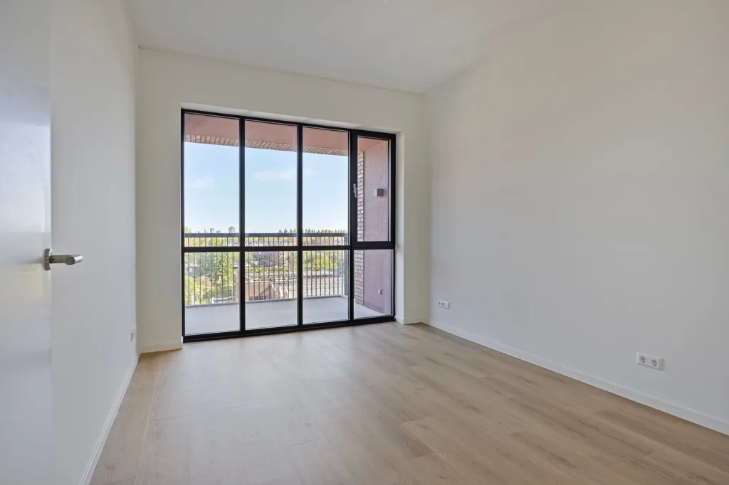 other_room