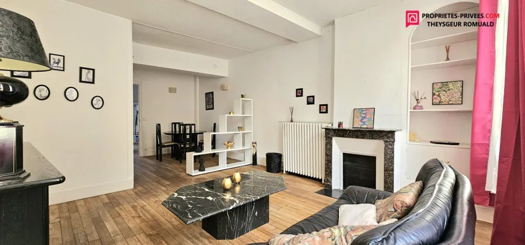 Elutuba - Charming Town House with Courtyard in Château Renard