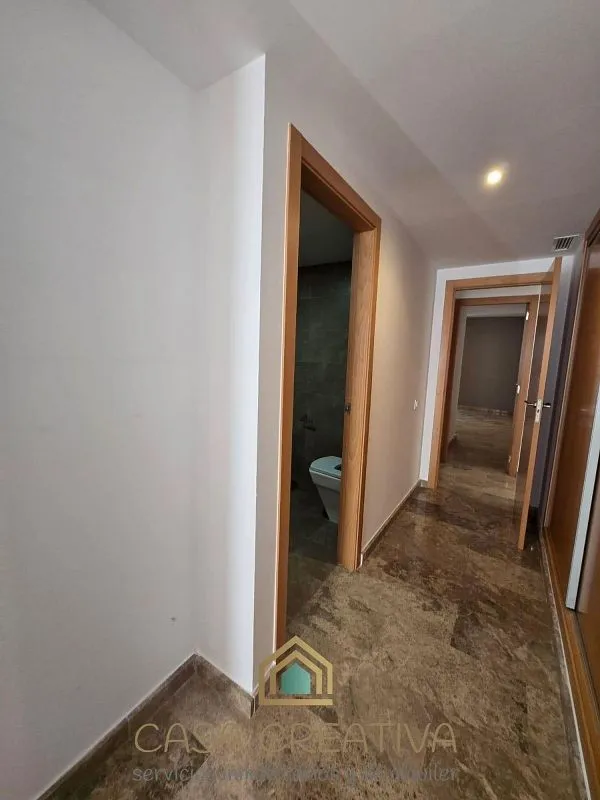 Hallway - Apartment with Balcony in Náquera