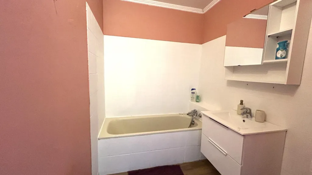 Vannitoad - Furnished Maison with Terrace in Bourges
